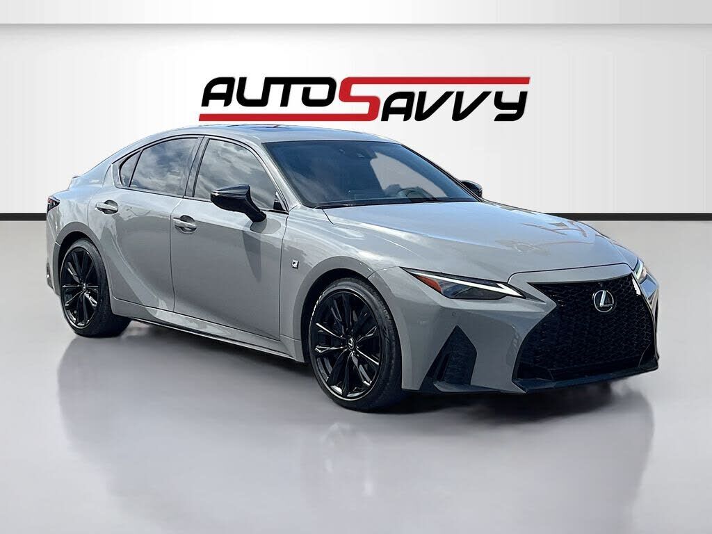 2025 LEXUS IS