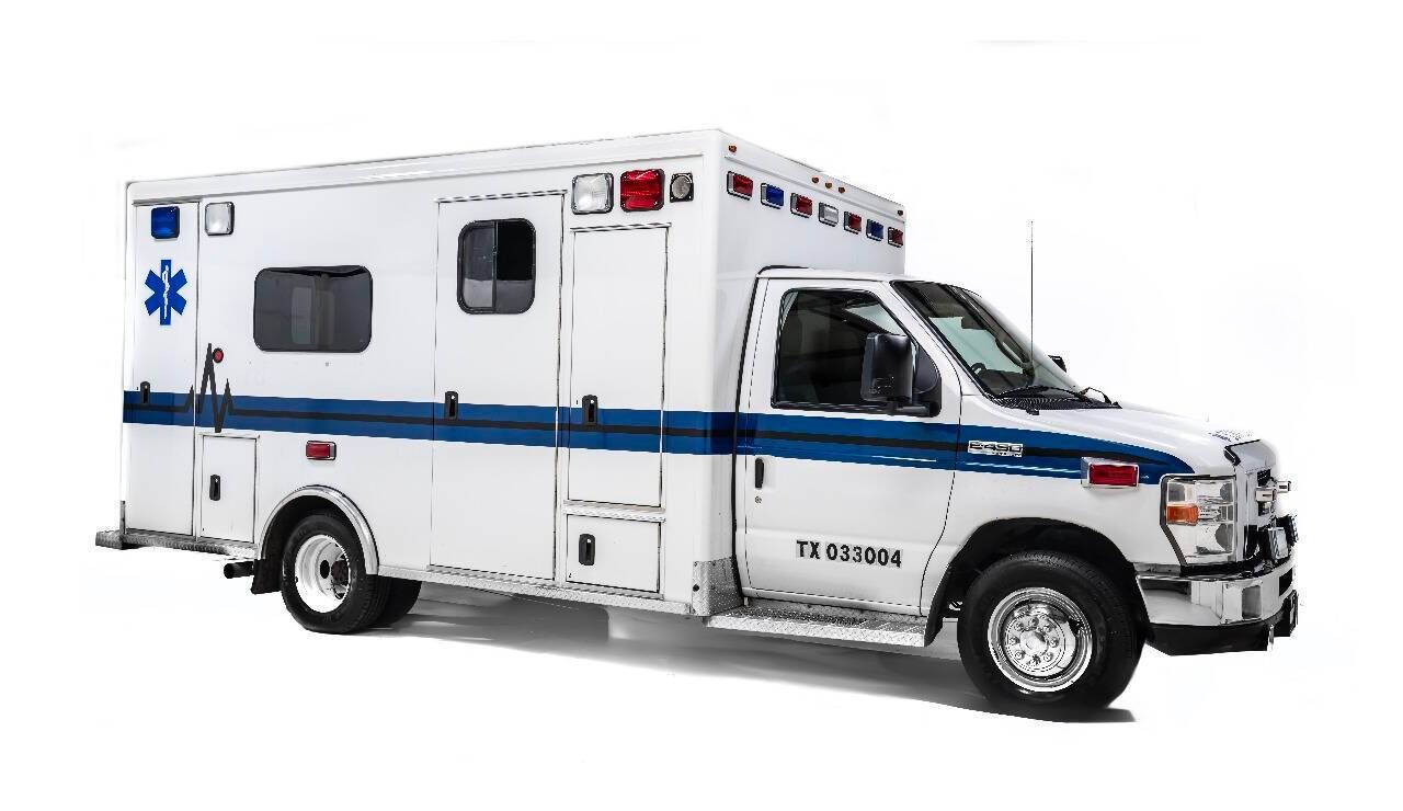 2010 FORD E-450