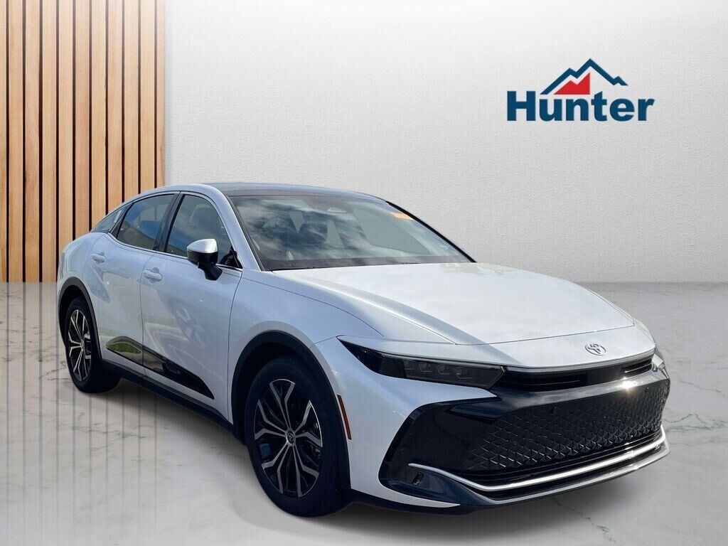 2023 TOYOTA CROWN