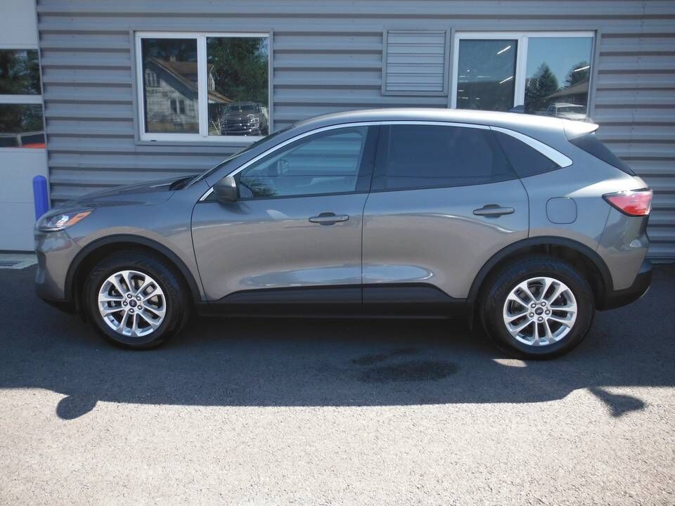 2022 FORD Escape