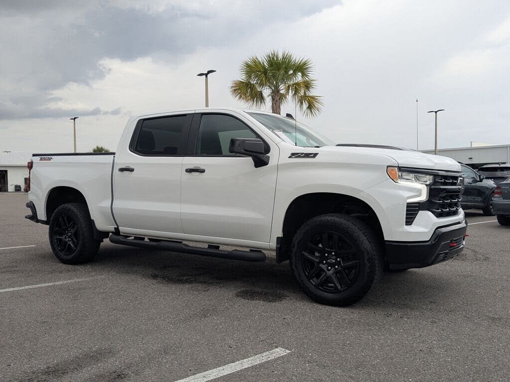 2023 CHEVROLET Silverado