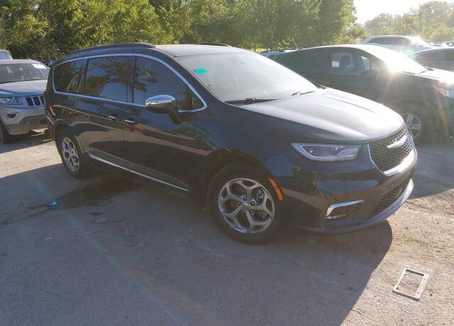 2022 CHRYSLER Pacifica