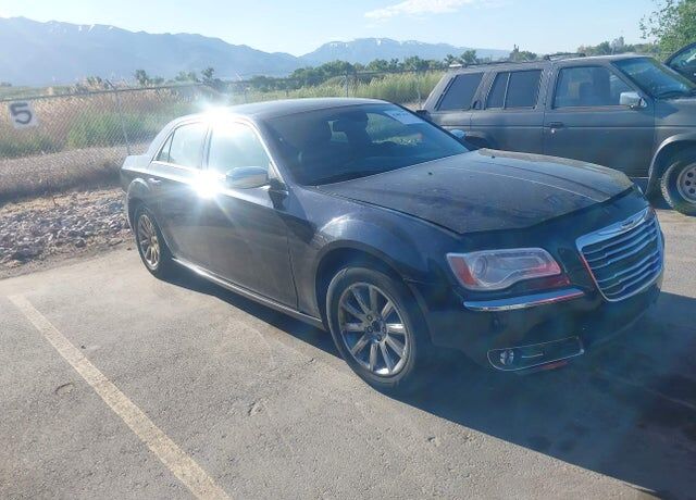 2011 CHRYSLER 300C