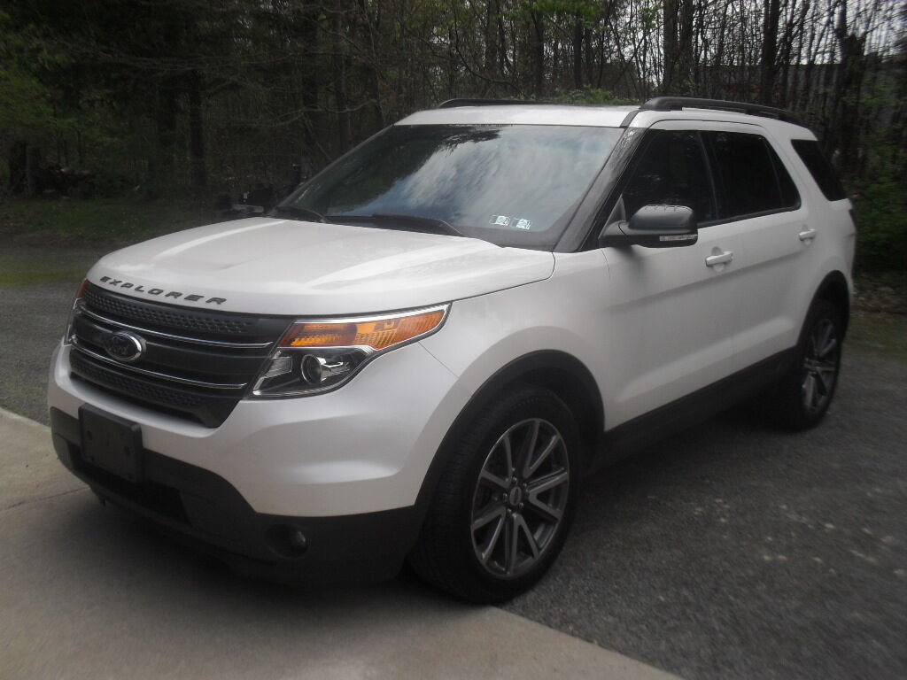 2015 FORD Explorer