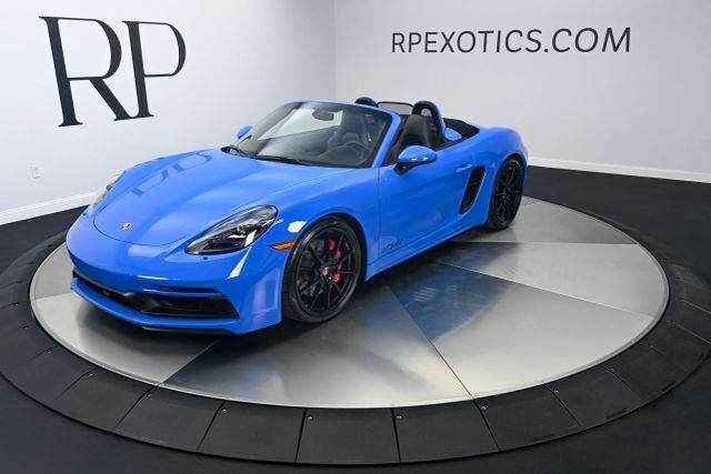 2025 PORSCHE 718