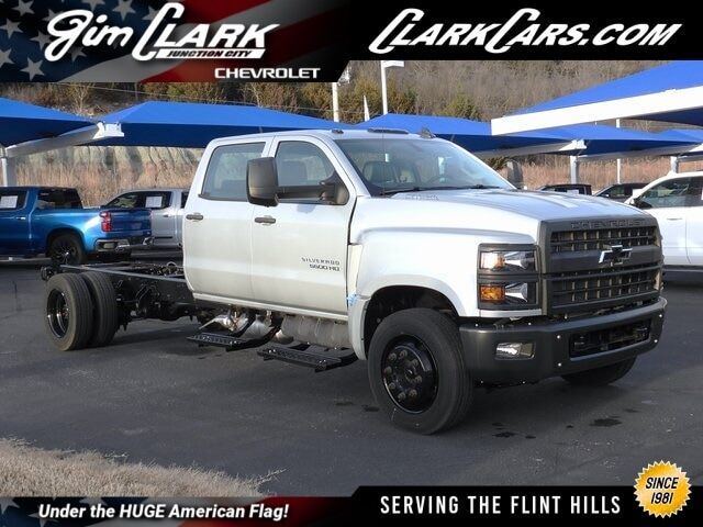 2023 GMC Silverado Medium Duty