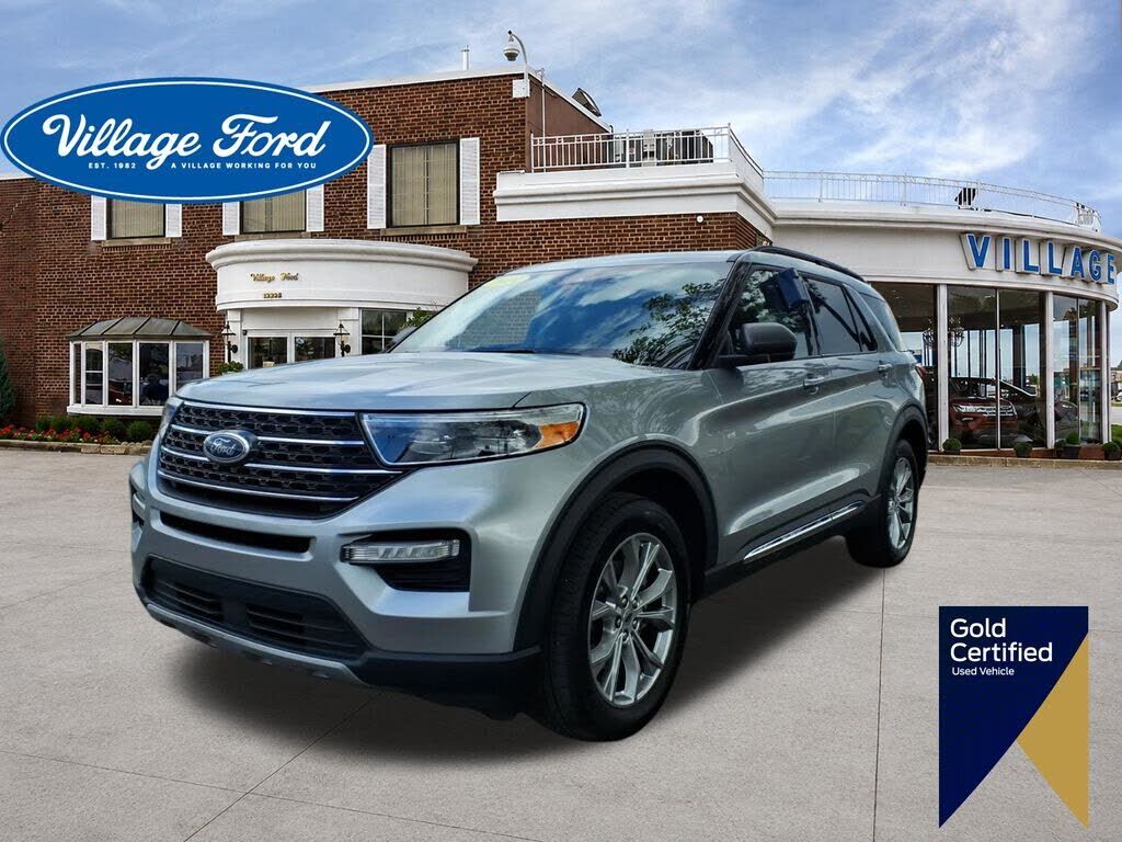 2024 FORD Explorer