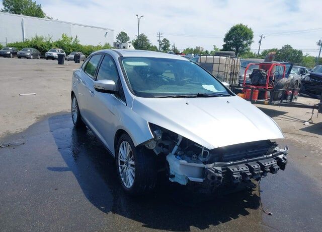 2017 FORD Focus