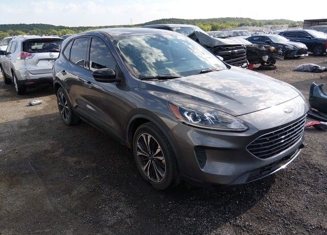 2021 FORD Escape