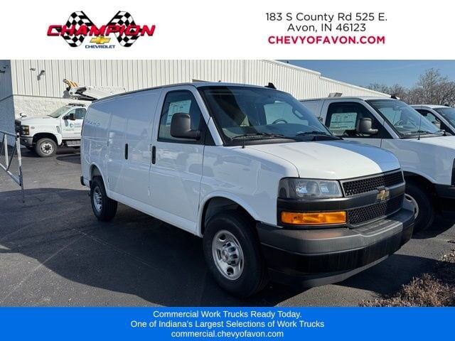 2025 CHEVROLET Express