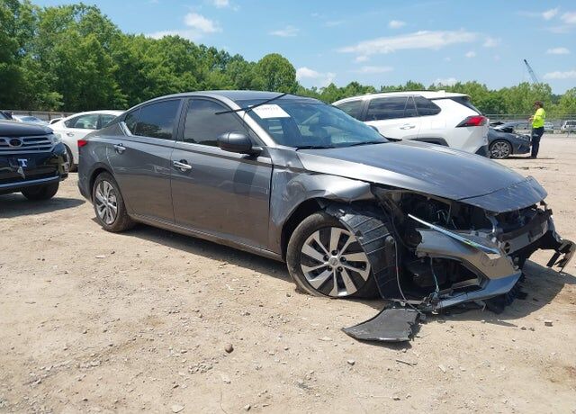 2024 NISSAN Altima