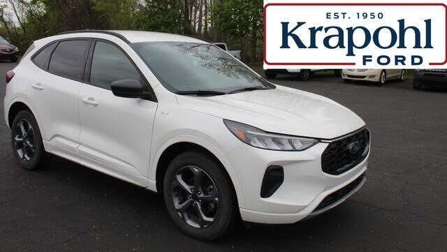2024 FORD Escape