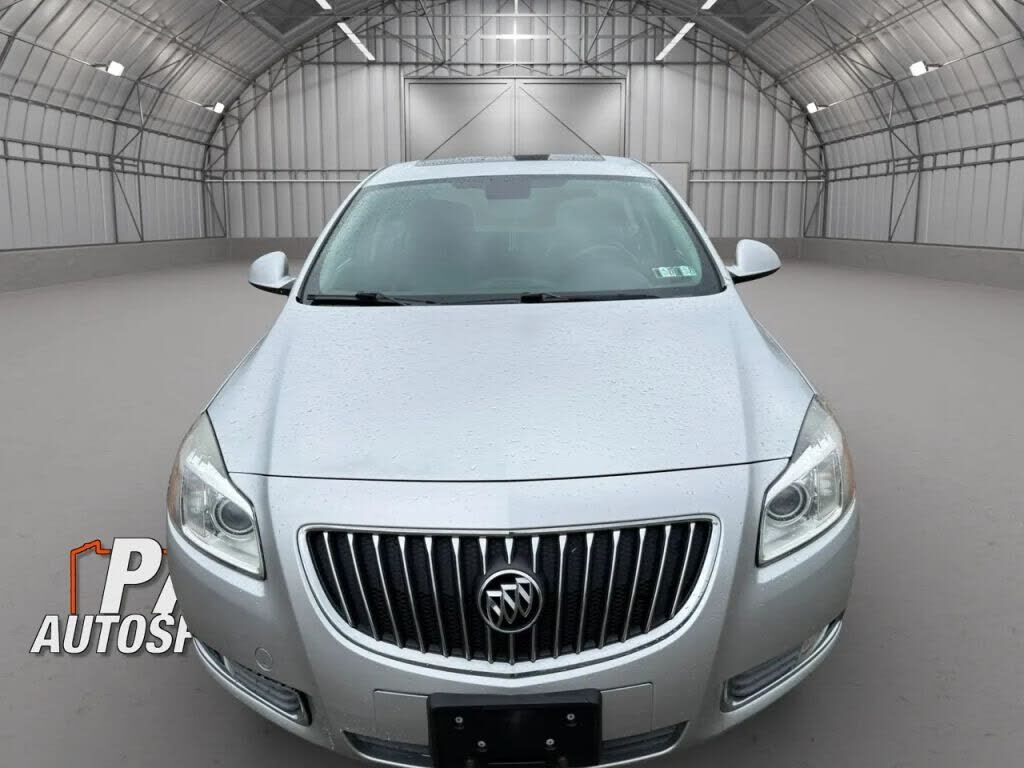 2011 BUICK Regal