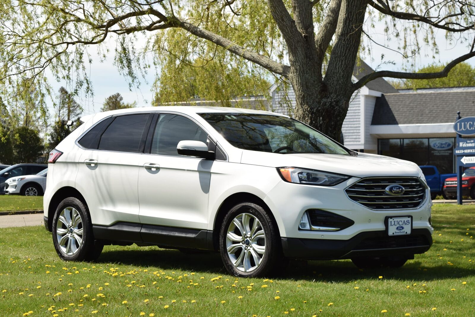 2021 FORD Edge