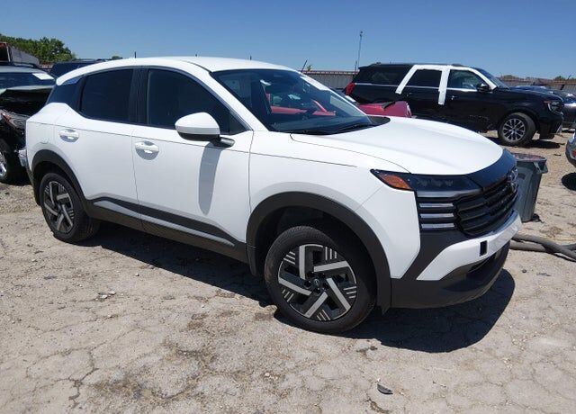 2025 NISSAN Kicks