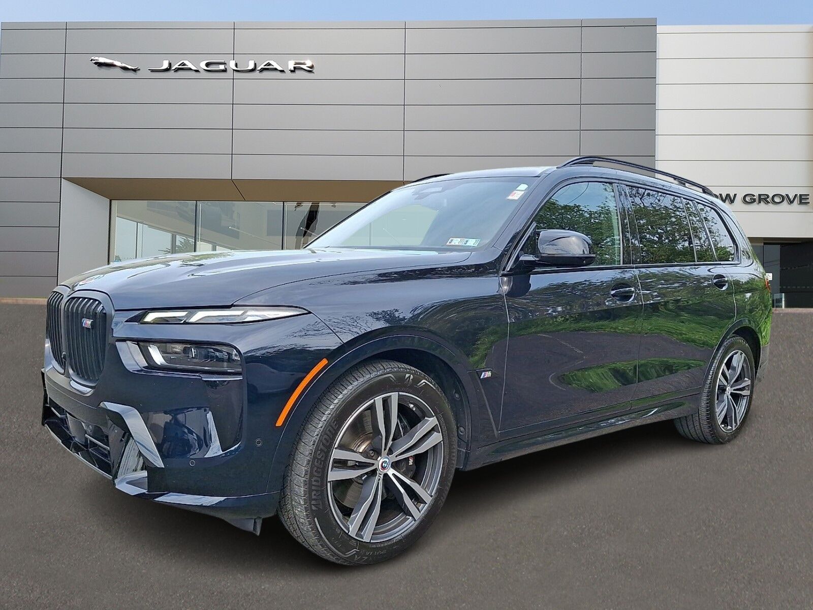 2023 BMW X7