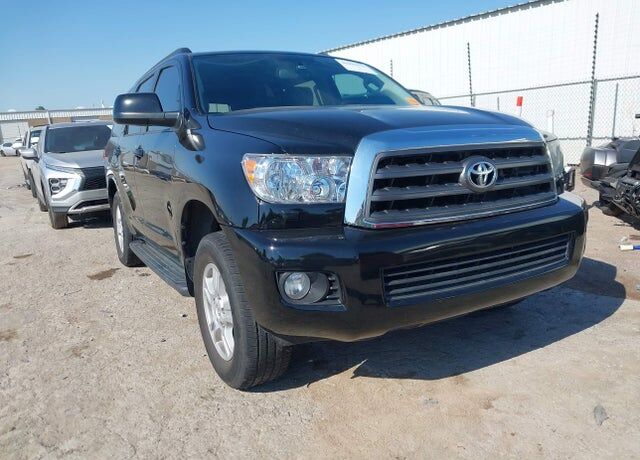 2014 TOYOTA Sequoia