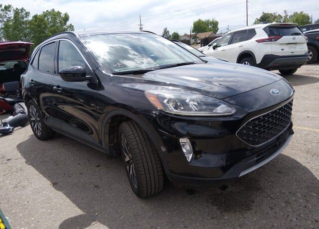 2020 FORD Escape