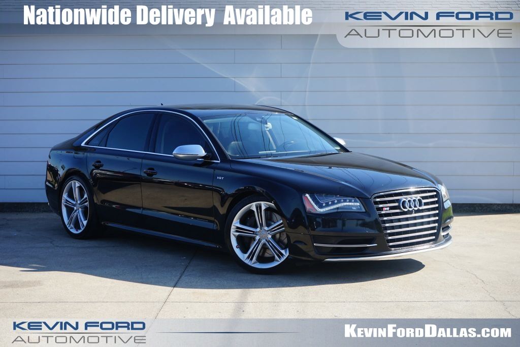 2014 AUDI S8