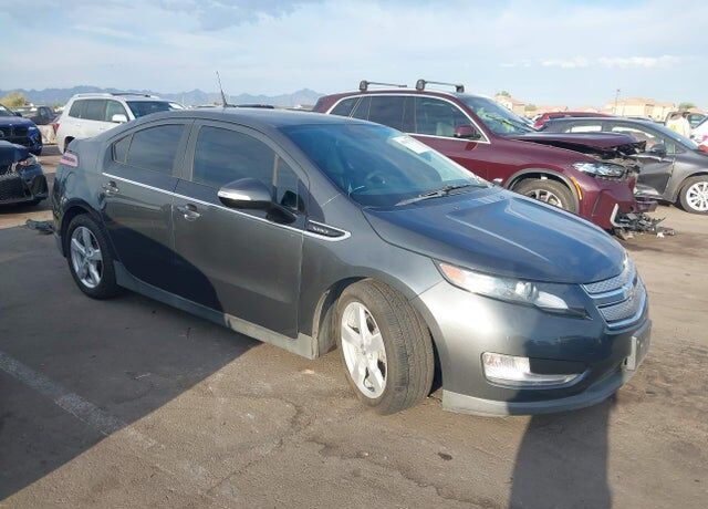 2013 CHEVROLET Volt