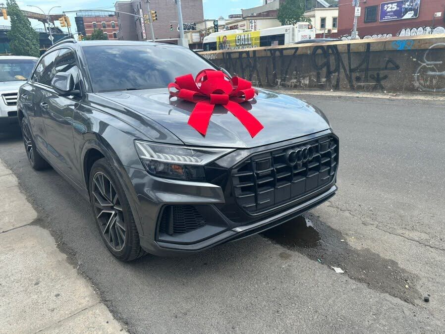 2021 Audi Q8