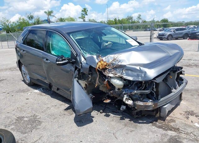 2022 FORD Edge