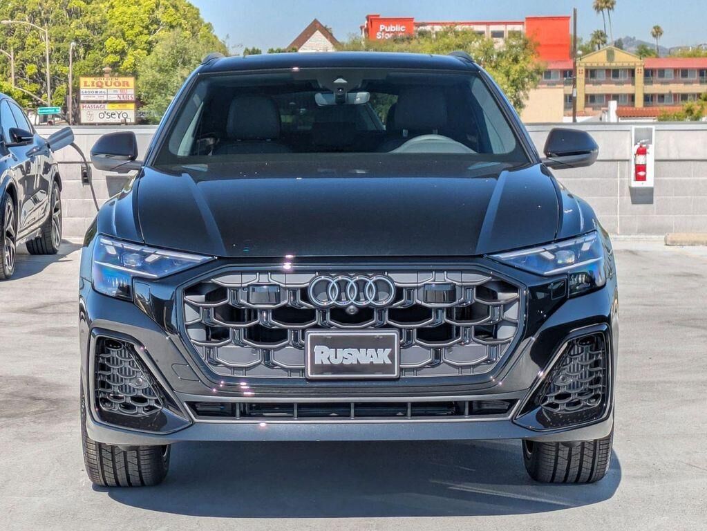 2026 Audi Q8