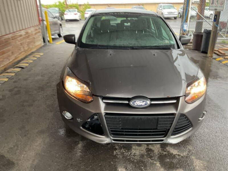 2012 FORD Focus