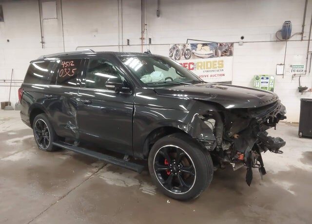 2022 FORD Expedition