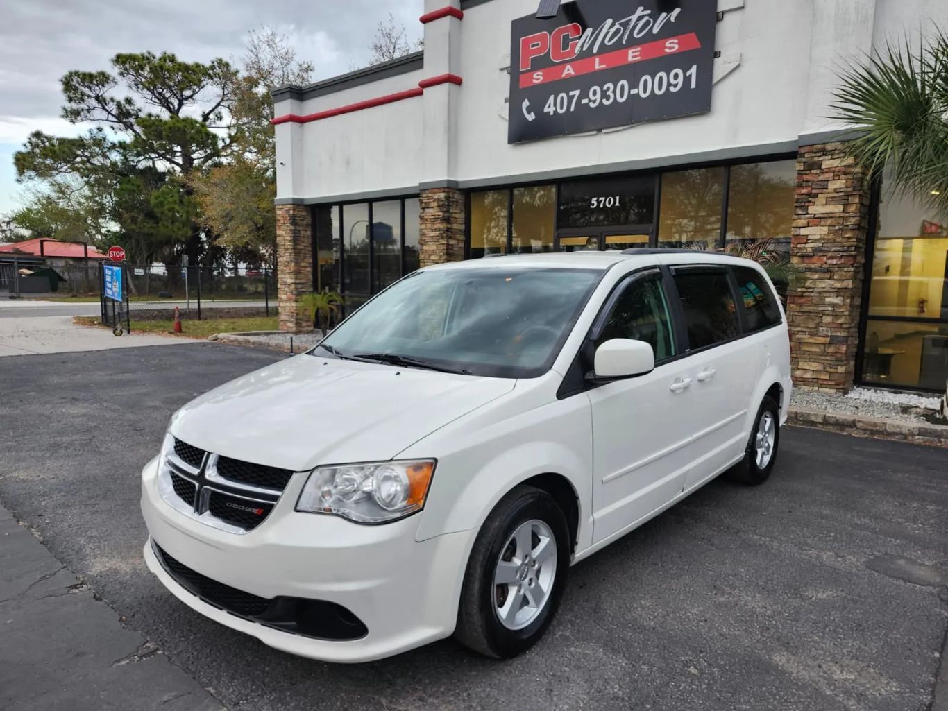2013 DODGE Grand Caravan