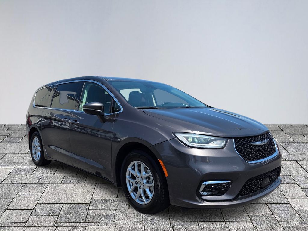 2023 CHRYSLER Pacifica