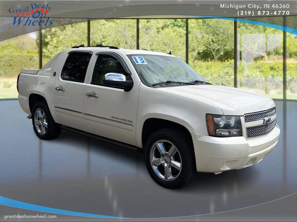 2013 CHEVROLET Avalanche