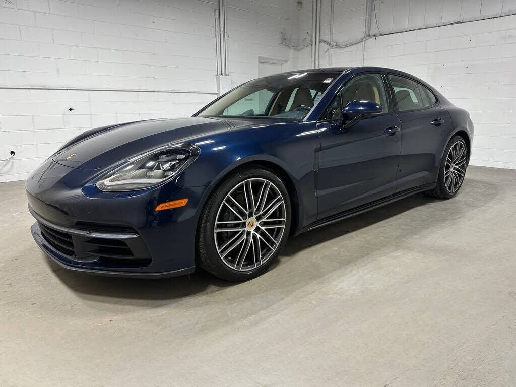 2018 Porsche Panamera