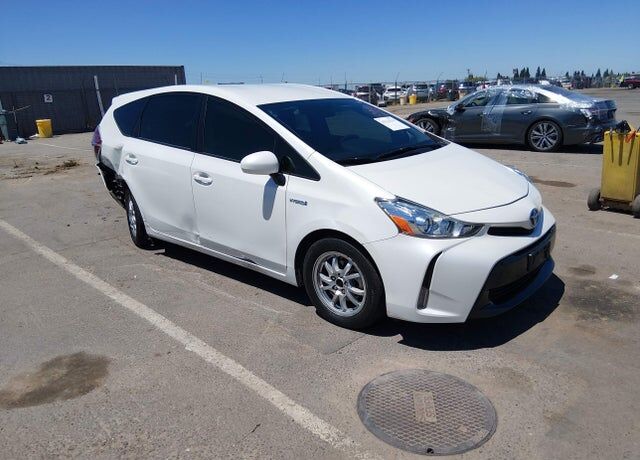 2017 TOYOTA Prius