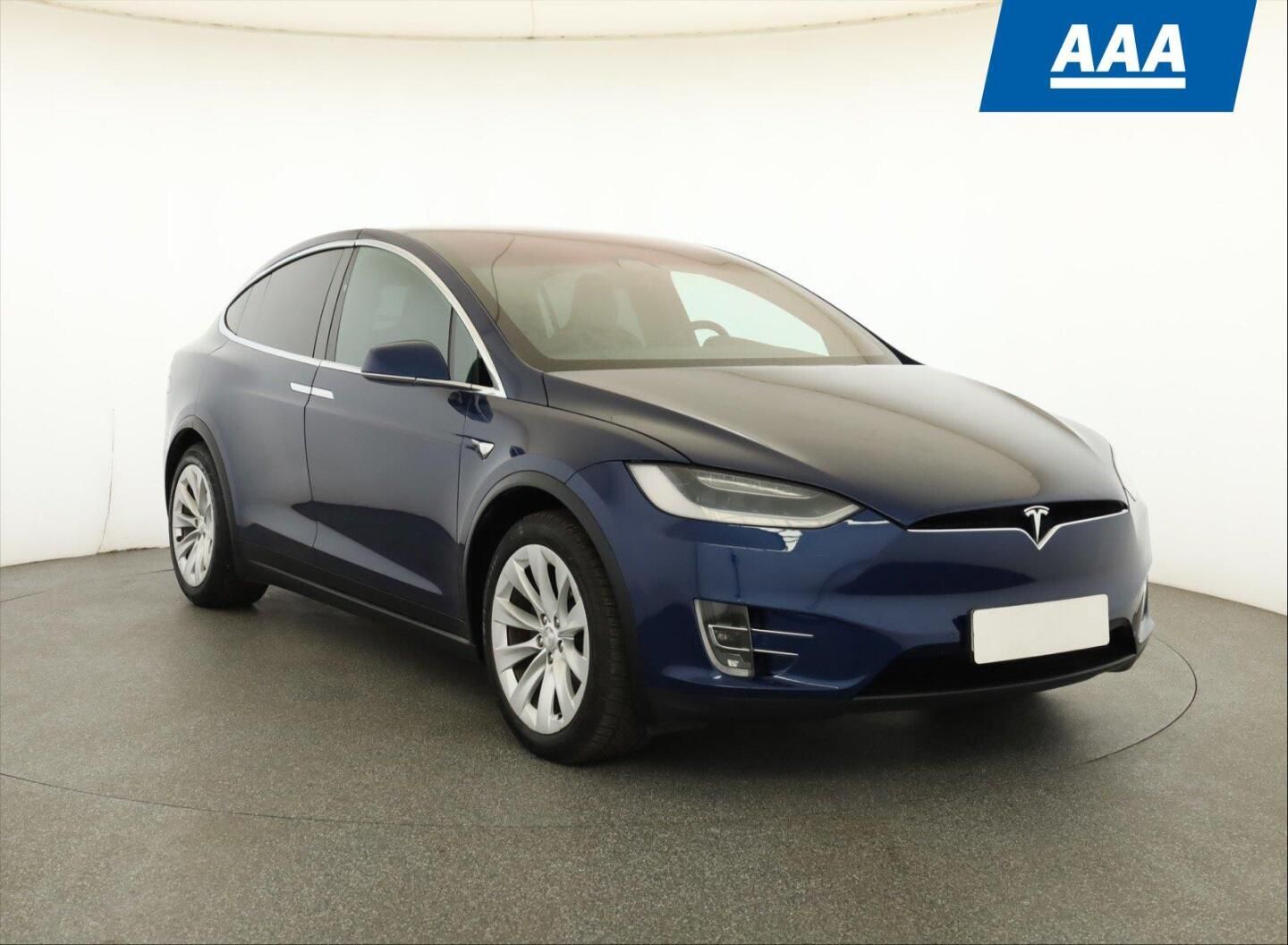 2018 TESLA Model X