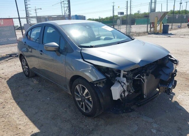 2025 NISSAN Versa