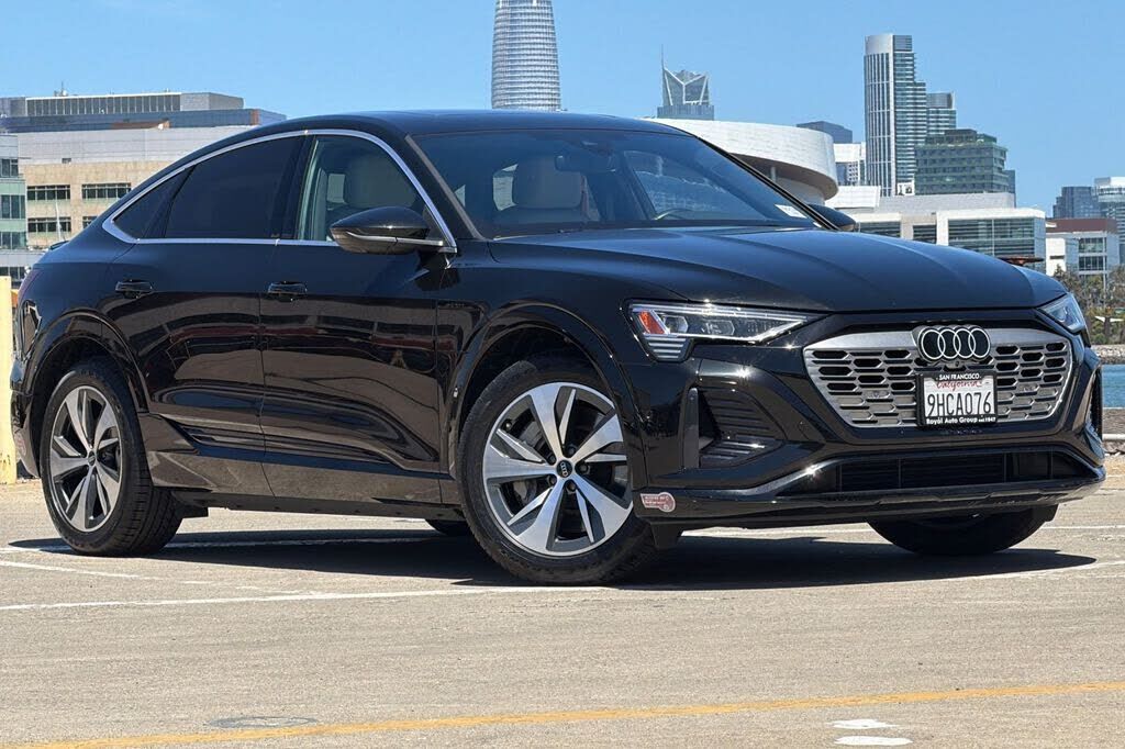 2024 Audi Q8