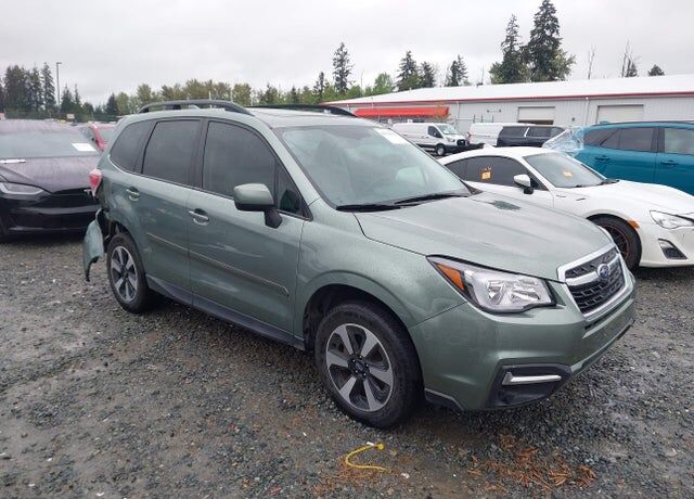 2018 SUBARU Forester