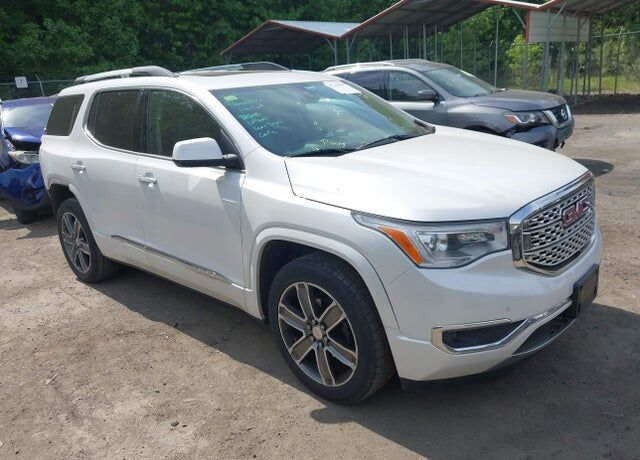 2017 GMC Acadia