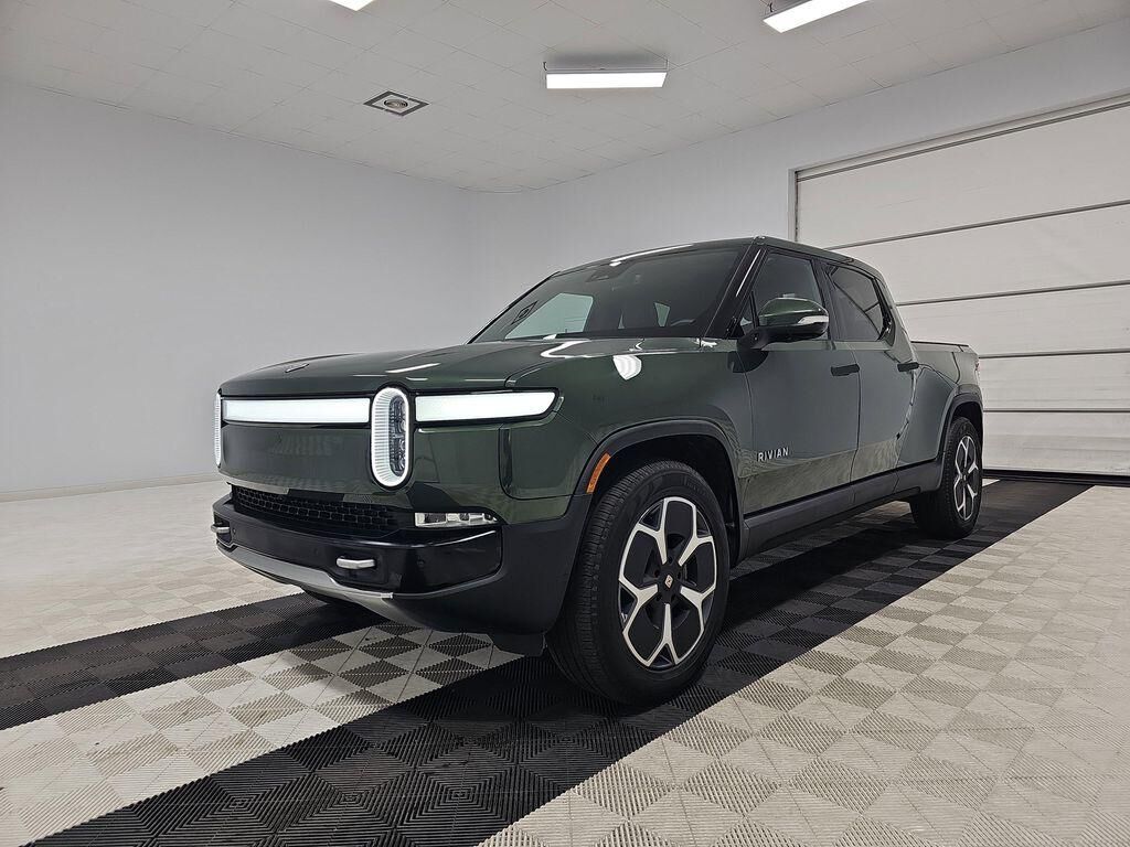 2024 RIVIAN R1T