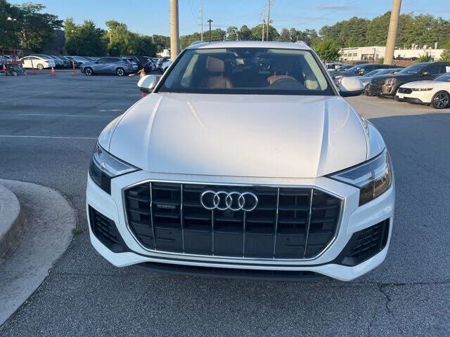 2022 Audi Q8