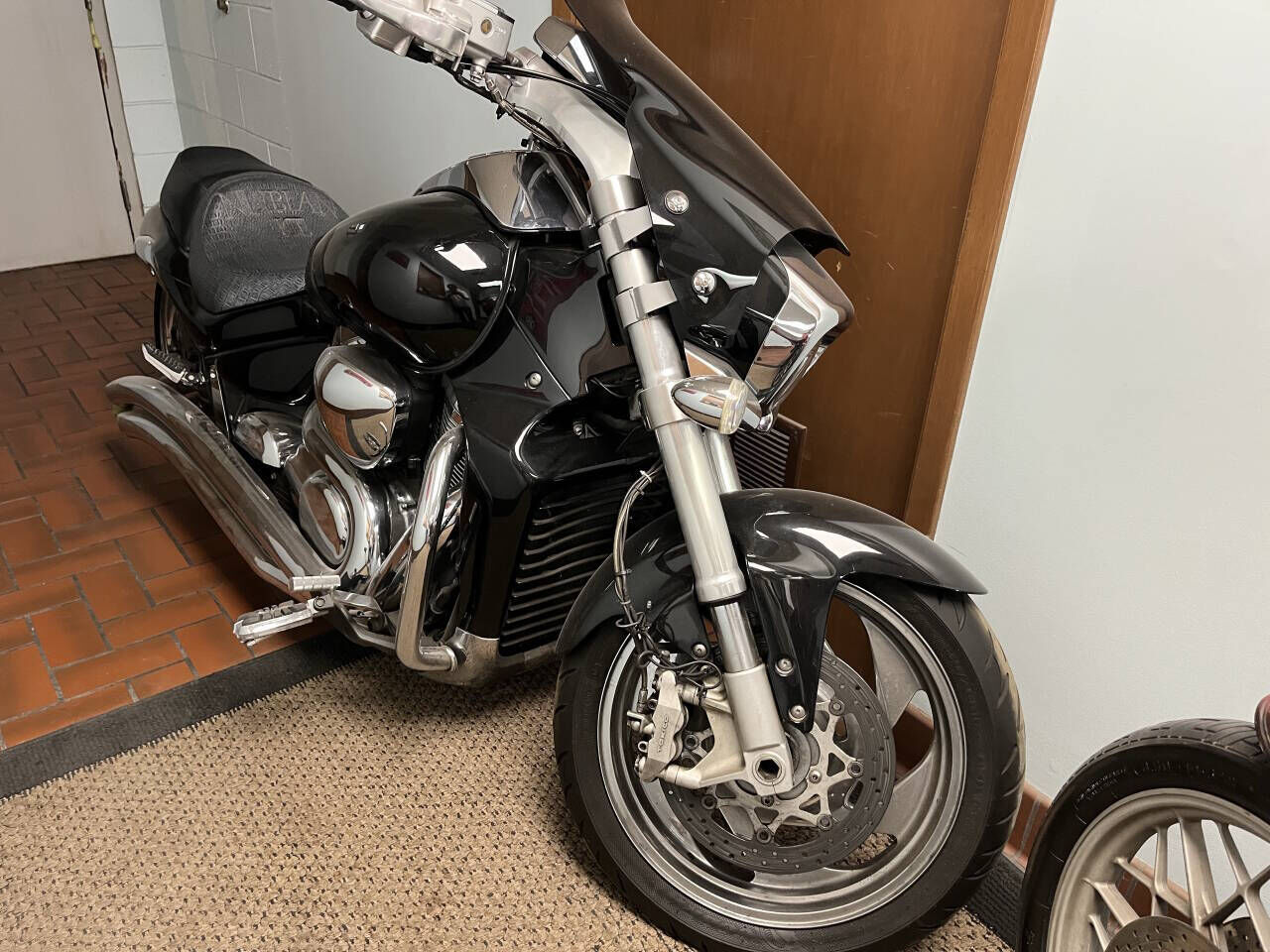 Suzuki VZR1800
