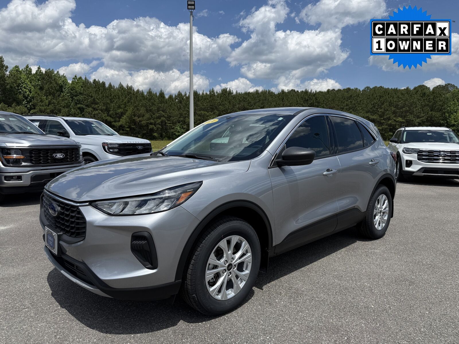 2024 FORD Escape