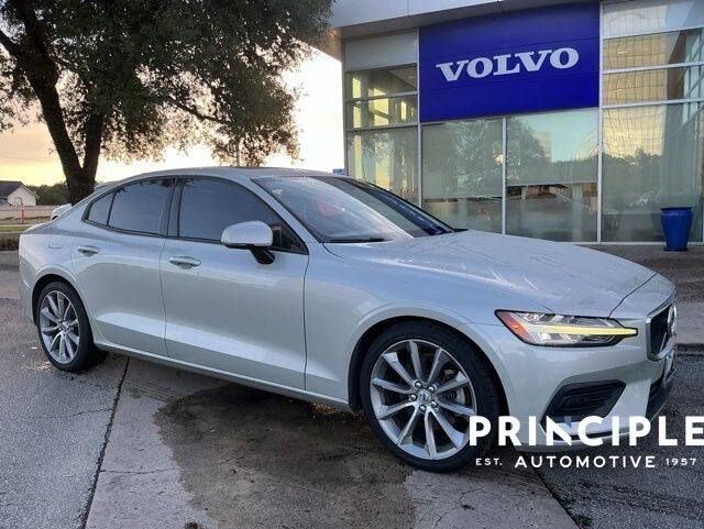2020 VOLVO S60