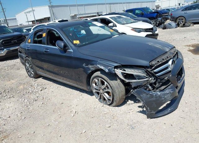 2016 MERCEDES-BENZ C-Class