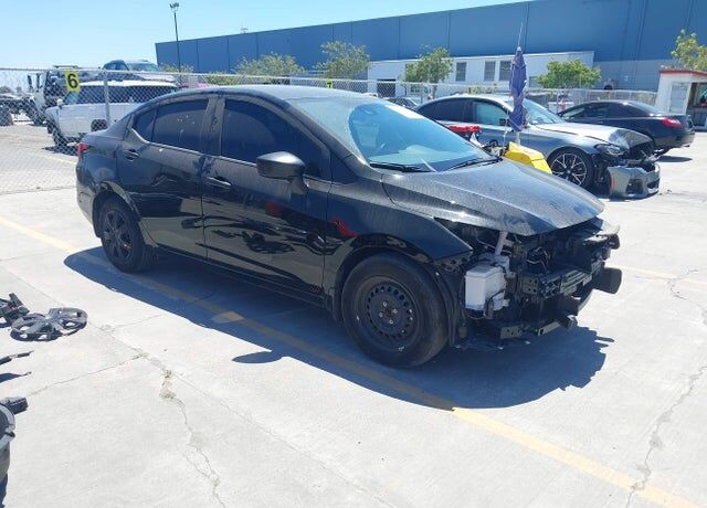 2024 NISSAN Versa