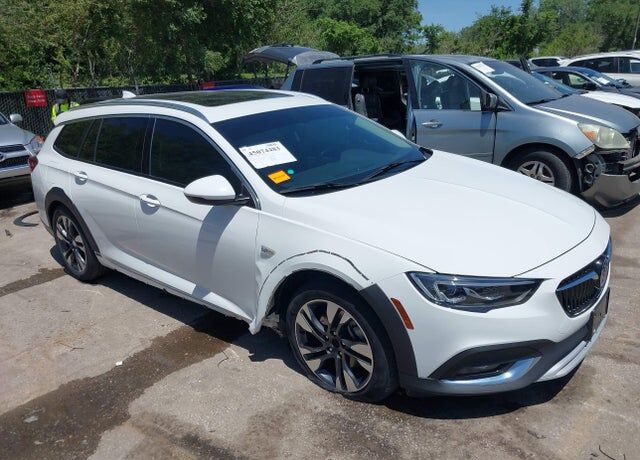 2018 BUICK Regal TourX