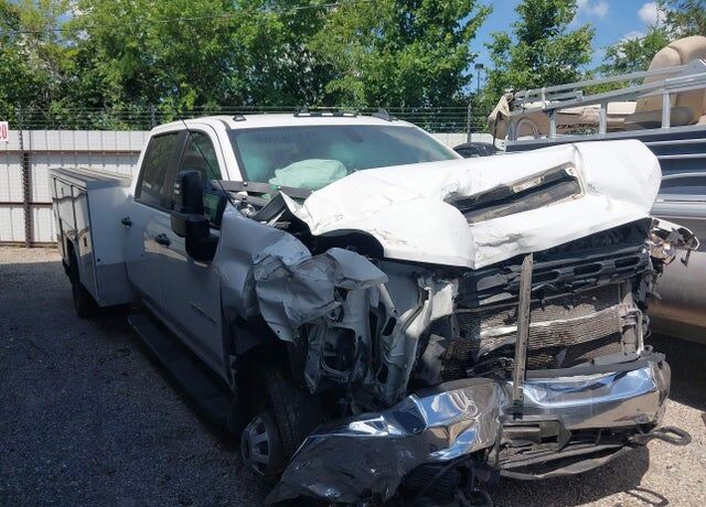 2023 CHEVROLET Silverado HD