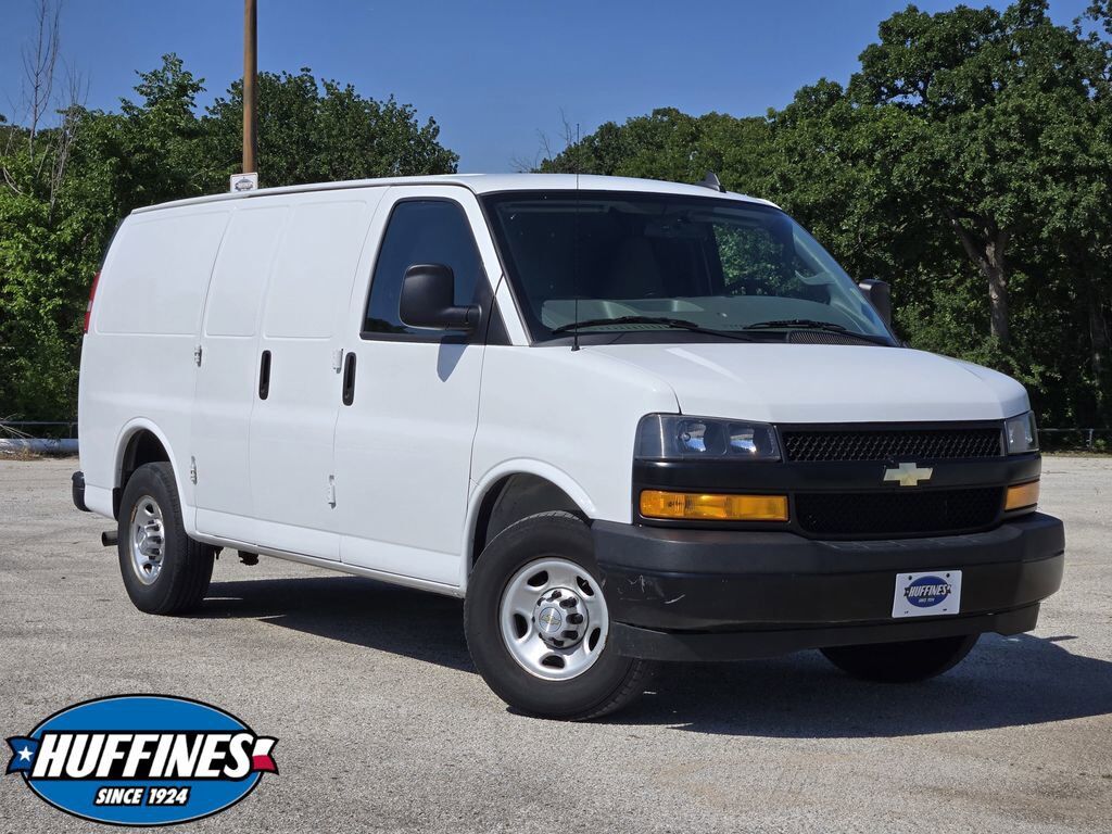2021 CHEVROLET Express