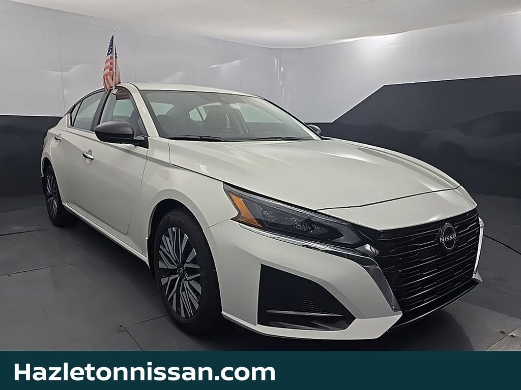 2025 NISSAN Altima